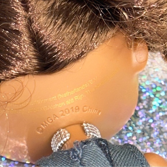 L.O.L. Surprise! LOL Surprise OMG Miss Glam Doll & Miss Puppy Pet Big Sis Pup - Picture 12 of 12